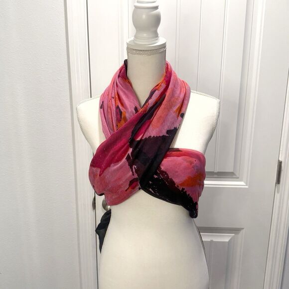 Colorful Women's Scarf Target Brand 72"X42" Pink Black Orange Wrap - Picture 3 of 6